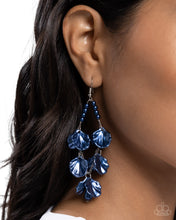 Load image into Gallery viewer, Coastal Century - Blue earring D079
