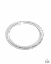 Load image into Gallery viewer, Stubborn Simplicity - Silver bracelet A100
