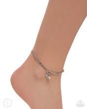 Load image into Gallery viewer, Conch Comeback - White anklet D056
