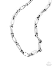 Load image into Gallery viewer, Trenchant Texture - Silver men’s necklace BOX 6
