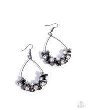 Load image into Gallery viewer, Courageous Chandelier - Black earring 2024 Conv. Exclusive Box 12
