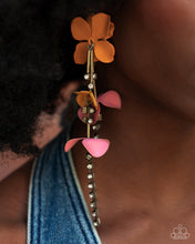 Load image into Gallery viewer, Capitol Chic - Multi earring 2024 Convention Exclusive Box 14
