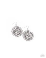 Load image into Gallery viewer, Wreathed Wonderland - White earring C026
