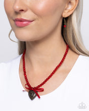 Load image into Gallery viewer, Tasteful Trimming - Red necklace E063

