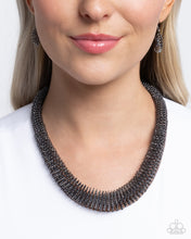 Load image into Gallery viewer, Trenchant Tribute - Black necklace MRUS
