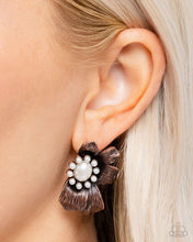 Load image into Gallery viewer, Sonata Shimmer - Copper post earring F035
