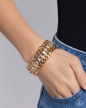 Load image into Gallery viewer, Secure Shimmer - Gold bracelet D003
