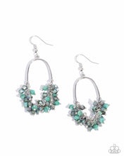 Load image into Gallery viewer, Chandelier Check - Green earring D060
