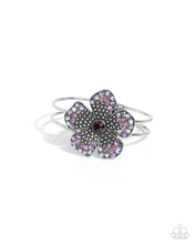 Load image into Gallery viewer, Bedazzled Bloom - Purple bracelet E021
