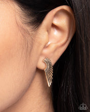 Load image into Gallery viewer, Angelic Altitude - Gold post earring D009
