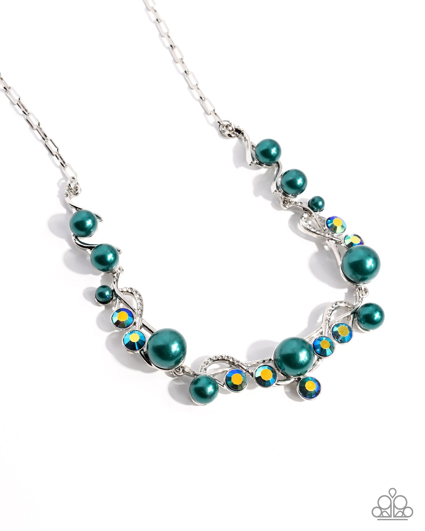 Settled Shimmer - Green necklace E069