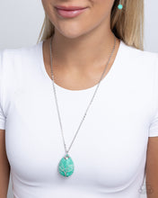 Load image into Gallery viewer, Stony Status - Green necklace D071
