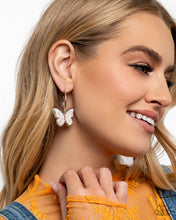 Load image into Gallery viewer, Melodic Mariposa - White earring E028
