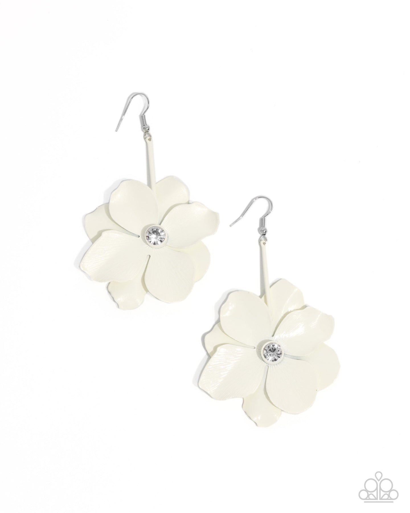Generous Glisten - White earring D042
