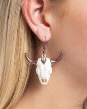 Load image into Gallery viewer, Southwestern Skull - Copper earring D026
