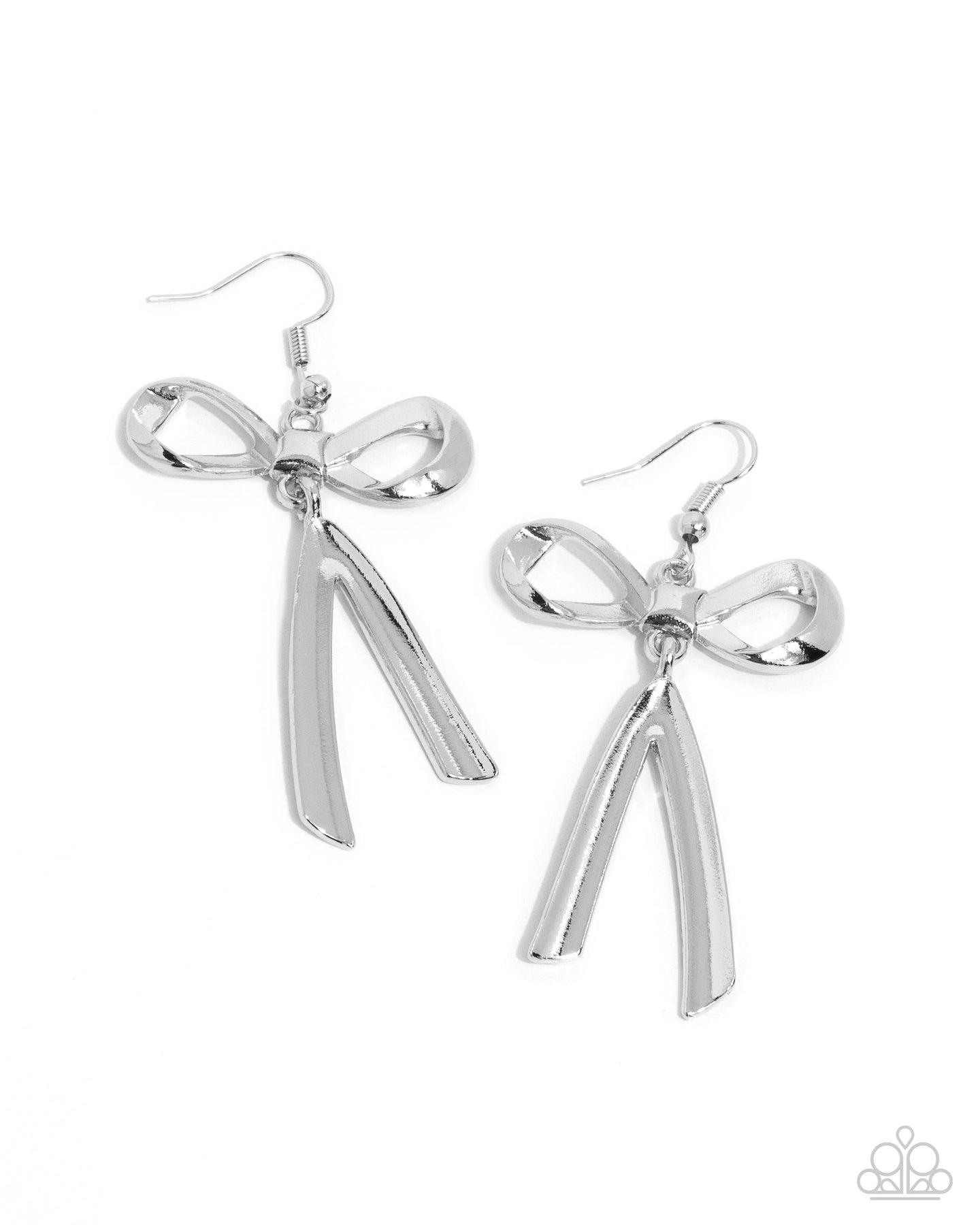 Dapper Delivery - Silver earring E041