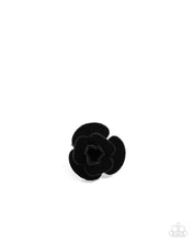 Load image into Gallery viewer, Relaxed Rosette - Black ring BOX 11
