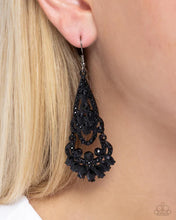Load image into Gallery viewer, Opera Stage - Black earring   F034
