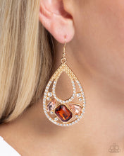 Load image into Gallery viewer, Teardrop Trifecta - Brown earring D049
