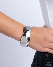 Load image into Gallery viewer, Curved Confident  - Silver Hinge Bracelet E034
