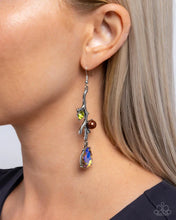 Load image into Gallery viewer, Glitzy Giveaway - multi earring F107
