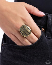 Load image into Gallery viewer, Daring Dots - Brass ring C001
