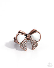 Load image into Gallery viewer, Classy Coquette - Copper ring B129
