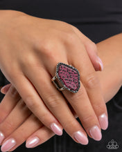 Load image into Gallery viewer, Sporadic Stone - Pink ring B003
