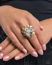 Load image into Gallery viewer, Boisterous Bouquet - Yellow ring E029
