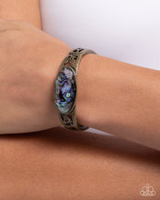 Load image into Gallery viewer, Spliced Santa Fe - Brass  bracelet D074
