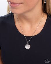Load image into Gallery viewer, Hopeful Story - White necklace E028
