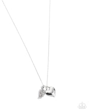 Load image into Gallery viewer, Keep it LEAF - White necklace D25(2)
