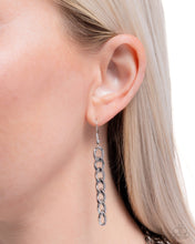 Load image into Gallery viewer, Laurel Layover - Black necklace A073
