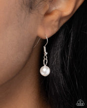 Load image into Gallery viewer, Promising Promenade - Pink necklace E019
