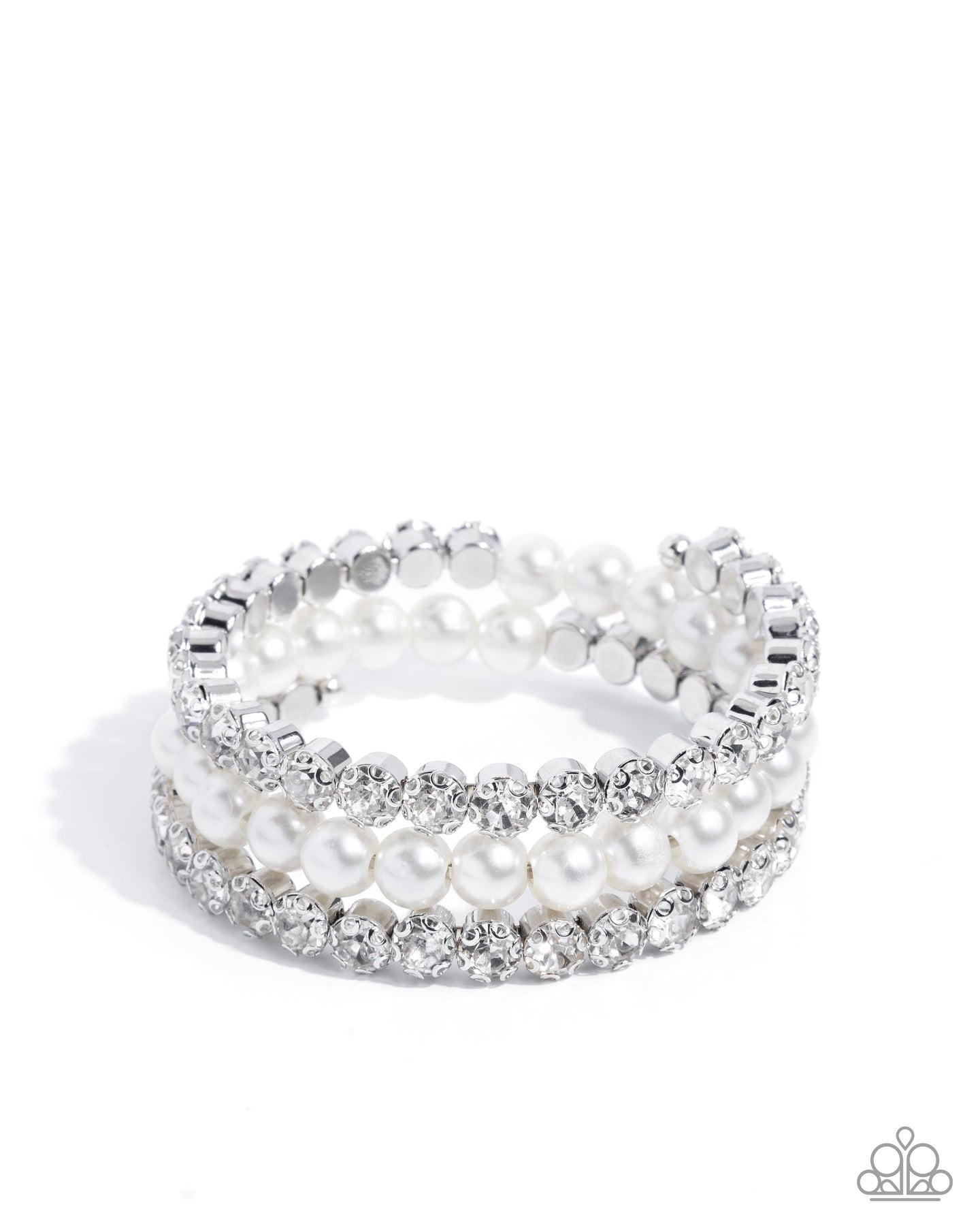 Grandiose Glitz - White coil bracelet E024