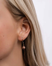 Load image into Gallery viewer, Magical Metamorphosis - Copper necklace D042
