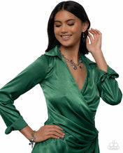 Load image into Gallery viewer, $16 SET: Seesaw Statement - Blue necklace + matching bracelet D033
