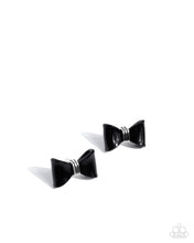 Load image into Gallery viewer, Spruced Up - Black earring E048
