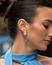 Load image into Gallery viewer, Timeless Tulip - White earring C005
