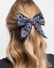Load image into Gallery viewer, Bandana Bravado - Blue hair clip UP
