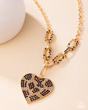 Load image into Gallery viewer, Roadside Romance - Multi necklace PINK DIAMOND EXCLUSIVE LRSHELF2
