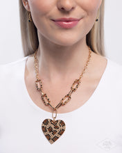 Load image into Gallery viewer, Roadside Romance - Multi necklace PINK DIAMOND EXCLUSIVE LRSHELF2
