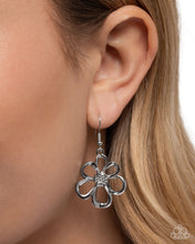 Load image into Gallery viewer, Beau Bouquet - Black necklace C005
