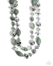 Load image into Gallery viewer, Eye-Catching Earnings - Green necklace D032
