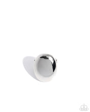 Load image into Gallery viewer, Omniscient Oval - Silver ring D064
