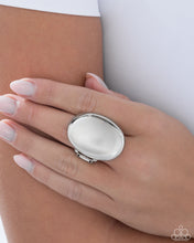 Load image into Gallery viewer, Omniscient Oval - Silver ring D064
