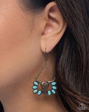 Load image into Gallery viewer, Western Whirlwind - Brass earring F067
