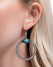 Load image into Gallery viewer, Radical Rusticity - Blue earring D25(2)
