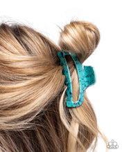 Load image into Gallery viewer, Marbled Model - Blue claw hair clip BOX 16(2)

