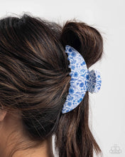Load image into Gallery viewer, Painted Prize - Blue Claw Hair Clip Blue Box Shelf
